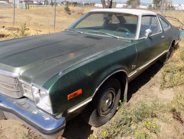 1977 Plymouth Volare - photo 2