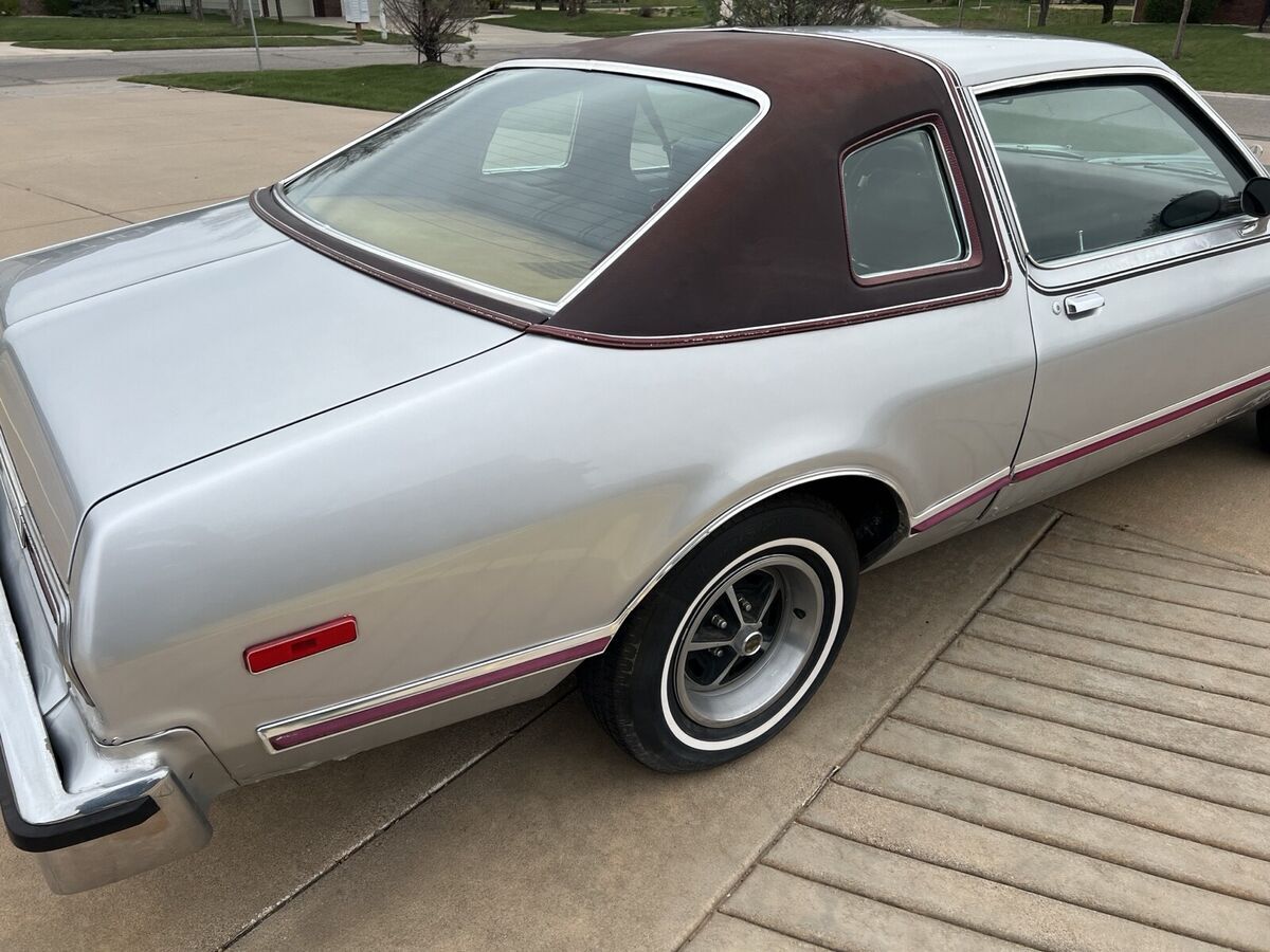 1977 Plymouth Volare premier - photo 9
