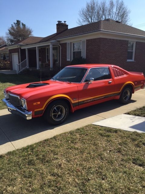 1977 Plymouth Volare Custom Coupe 2-Door 5.9L 1977 Plymouth Road Runner Custom Coupe 2-Door