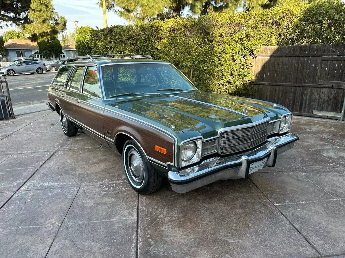 1977 Plymouth Volare Green premier 1977 Plymouth Volare premier