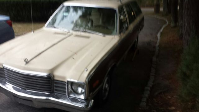 1977 Plymouth Volare Premier wagon- 225 slant 6 with 66K miles 1977 Plymouth Other Premier