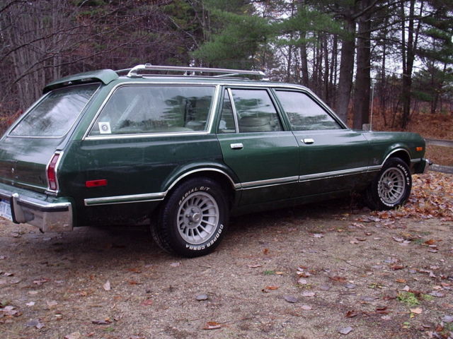 1977 Plymouth Volare Station wagon - photo 6