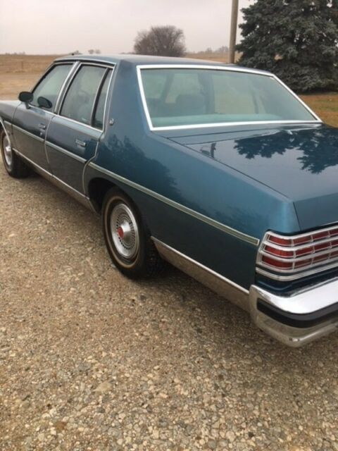 1977 Pontiac Bonneville - photo 4