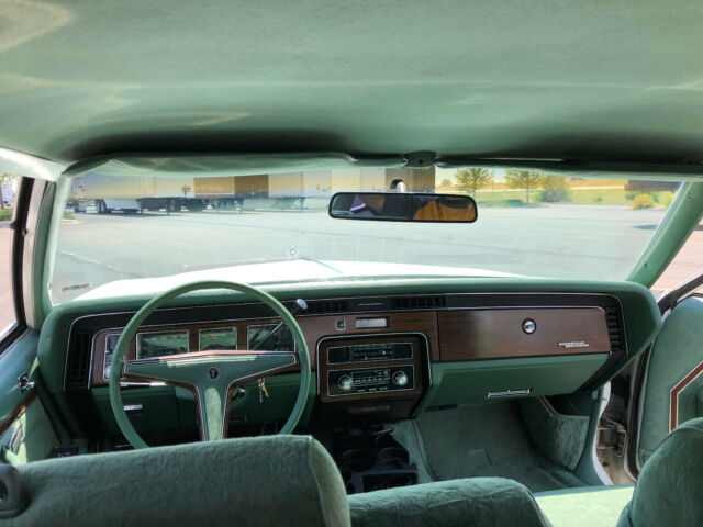 1977 Pontiac Bonneville Brougham - photo 12