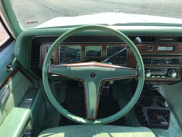 1977 Pontiac Bonneville Brougham - photo 13