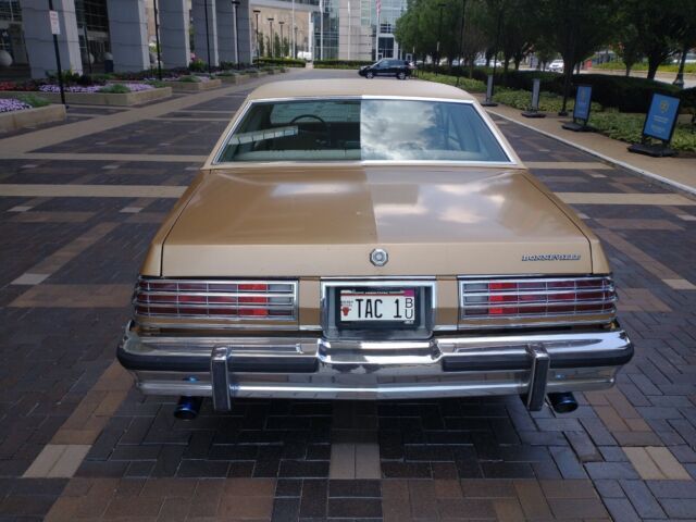 1977 Pontiac Bonneville Coupe - photo 11