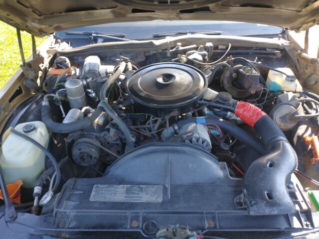 1977 Pontiac Bonneville Coupe - photo 9