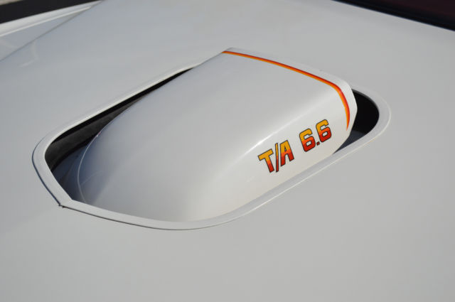 1977 Pontiac Le Mans Can Am - photo 2