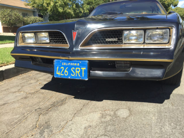 1977 Pontiac Firebird Esprit Coupe 2-Door - photo 2