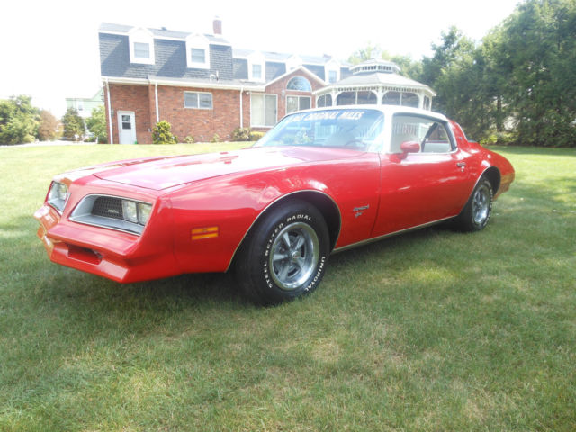 1977 Pontiac Firebird Esprit with ONLY 2,900 ORIGINAL MILES 1977 Pontiac Firebird