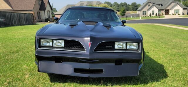 1977 Pontiac Firebird Special Edition - Gold Accents - photo 3