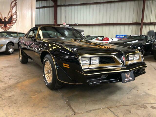 1977 Pontiac Firebird Trans Am Y82 Special Edition 4 Speed 1977 Pontiac Trans Am Y82 Special Edition