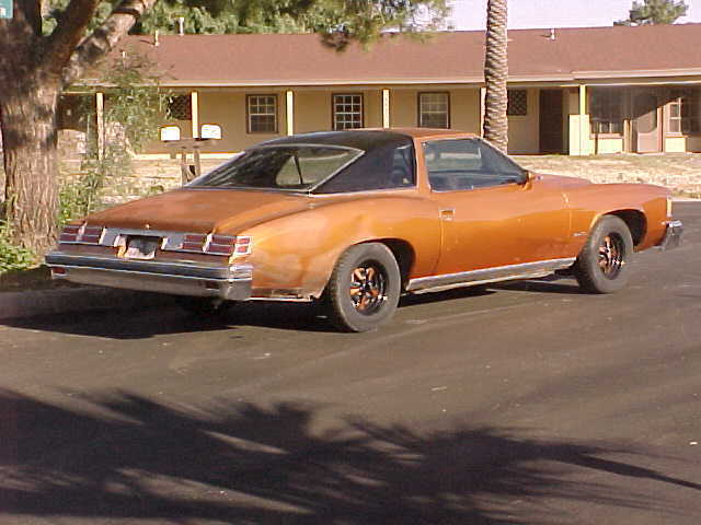 1977 Pontiac Le Mans - photo 2