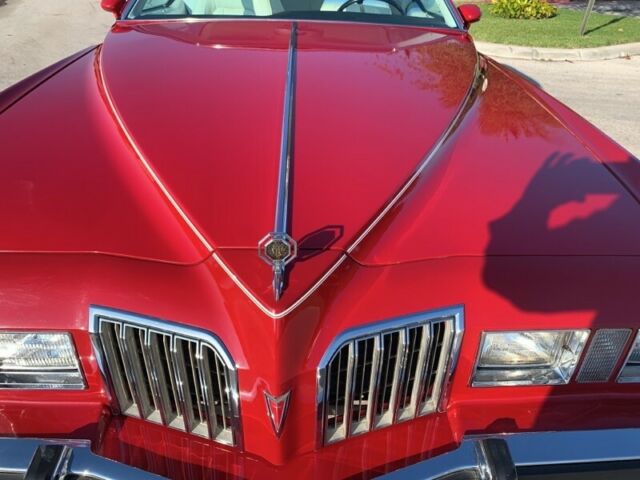 1977 Pontiac Grand Prix -- - photo 6