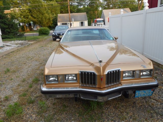 1977 Pontiac Grand Prix - photo 3