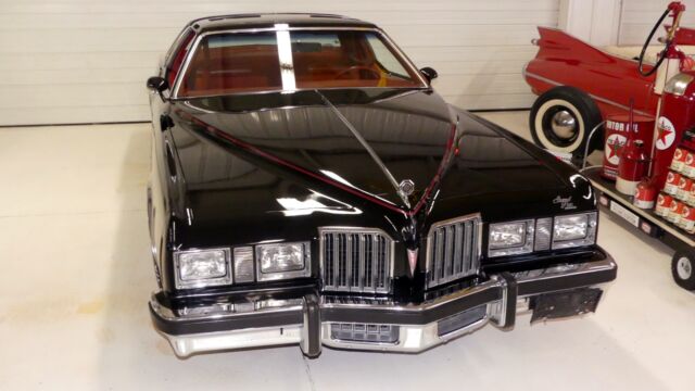 1977 Pontiac Grand Prix - photo 4