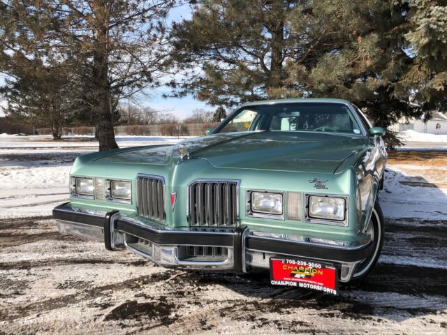 1977 Pontiac Grand Prix COUPE - photo 5