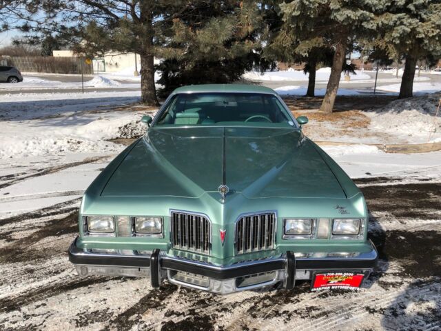 1977 Pontiac Grand Prix COUPE - photo 6