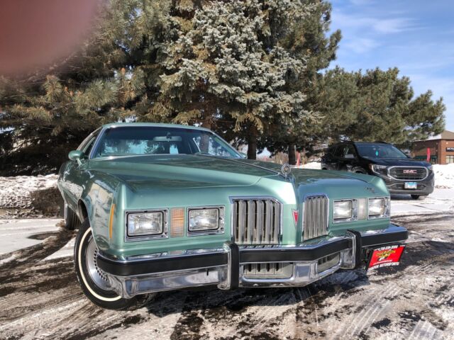 1977 Pontiac Grand Prix COUPE - photo 7