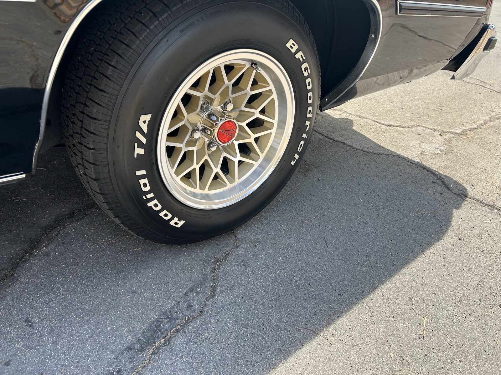 1977 Pontiac Grand Prix - photo 3