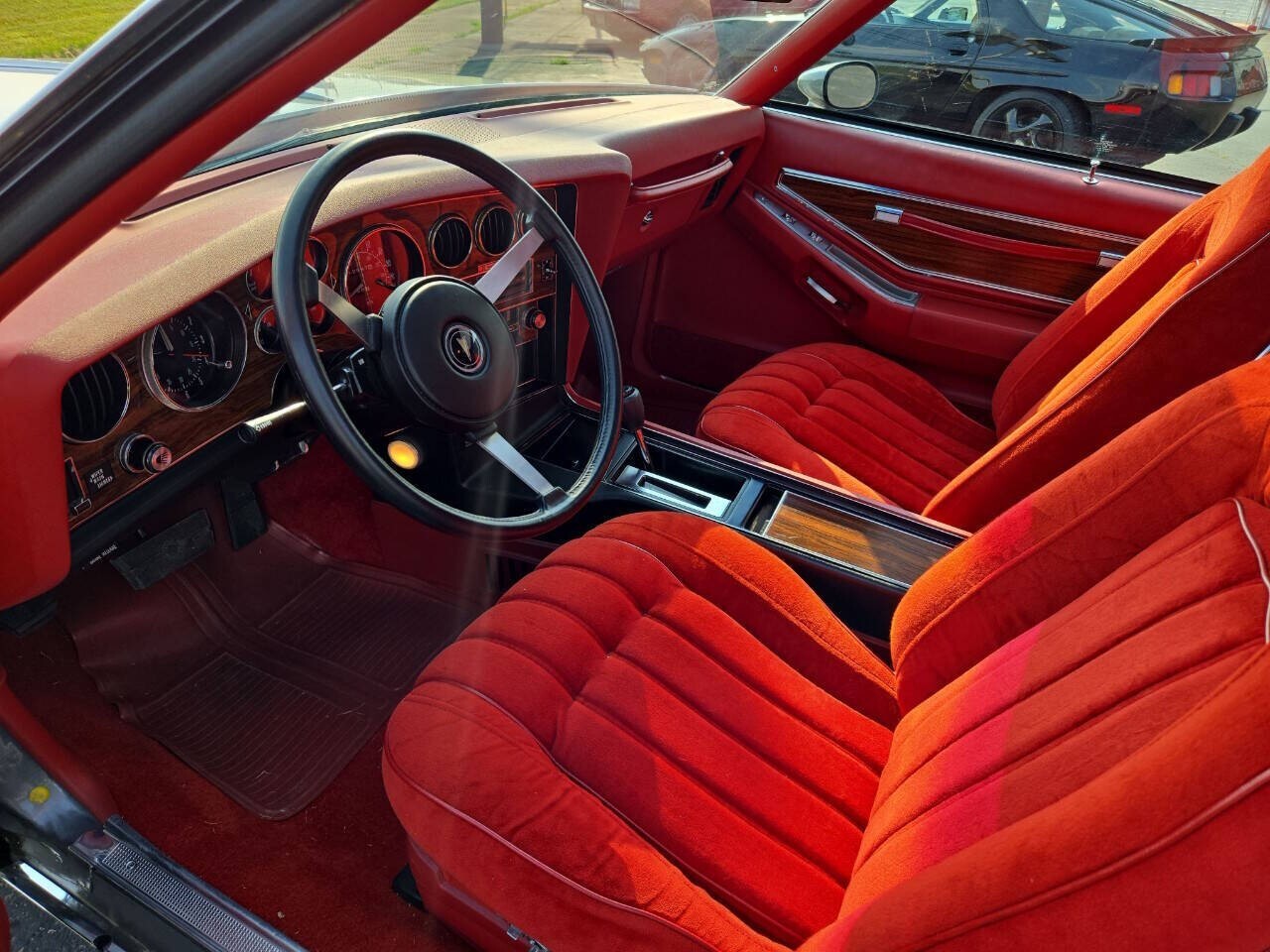 1977 Pontiac Grand Prix SJ - photo 12