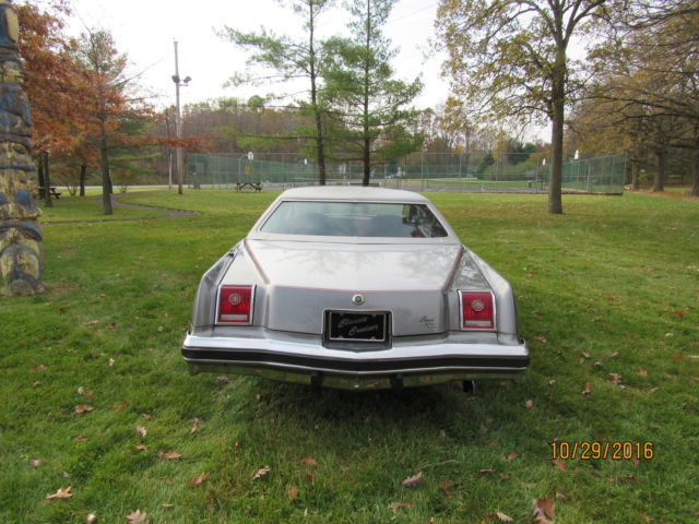 1977 Pontiac Grand Prix LJ Coupe 2-Door - photo 5