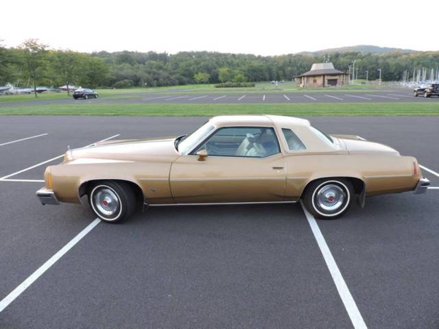 1977 Pontiac Grand Prix - photo 3