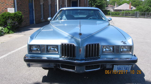 1977 Pontiac Grand Prix SJ Coupe 2-Door - photo 2