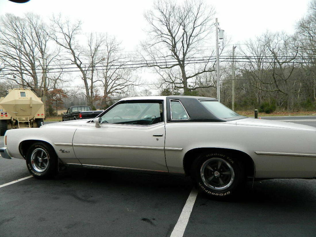 1977 Pontiac Grand Prix - photo 3