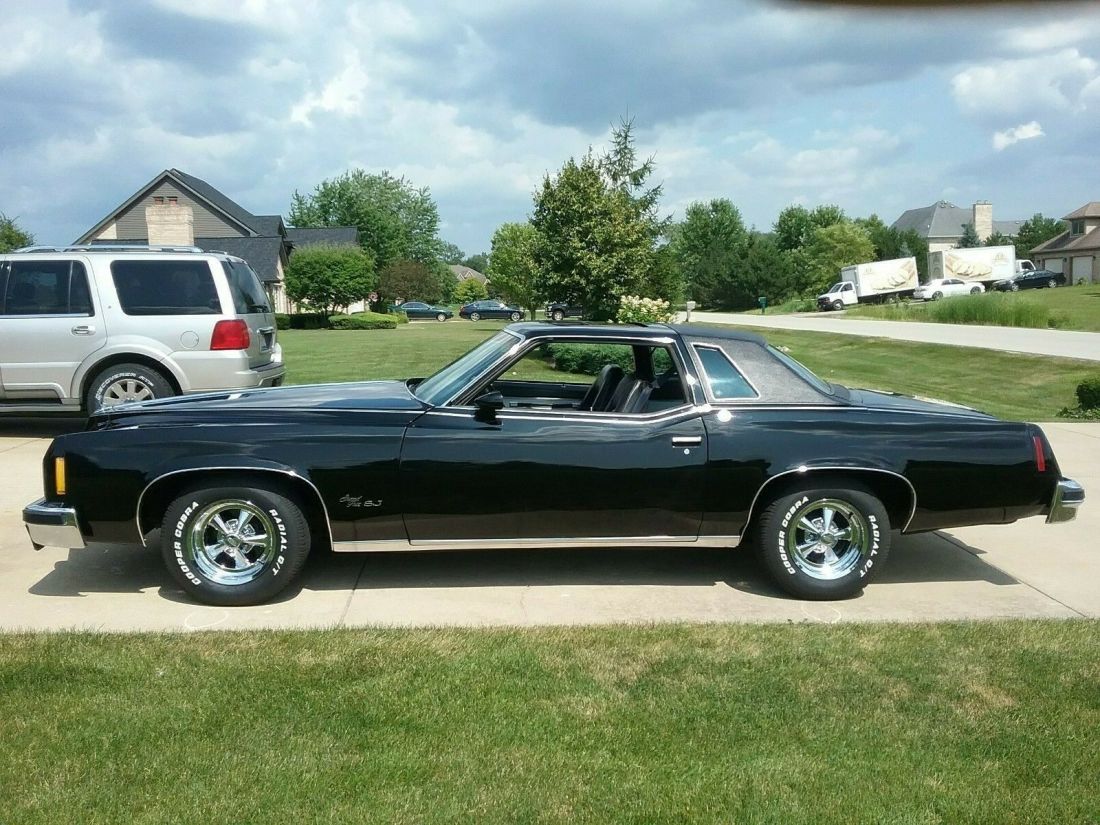 1977 Pontiac Grand Prix SJ - photo 2
