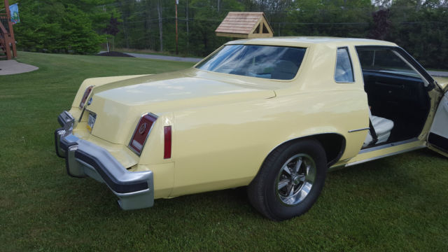 1977 Pontiac Grand Prix - photo 2