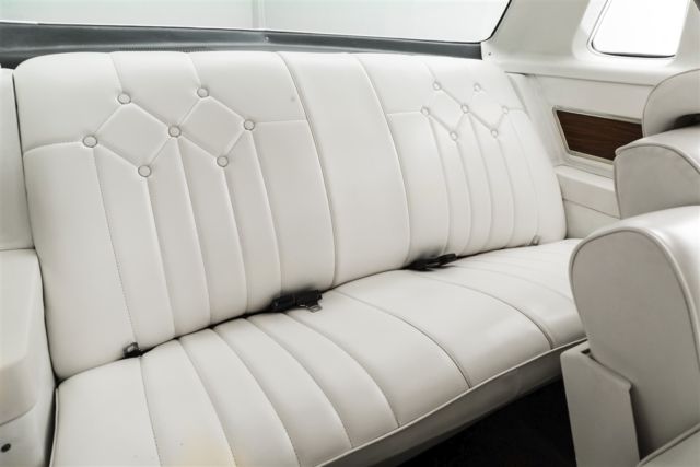 1977 Pontiac Grand Prix (TIME BUBBLE CAR) - photo 10