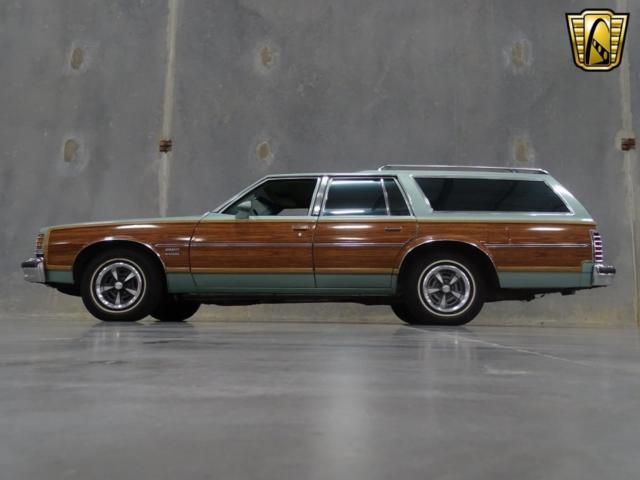 1977 Pontiac Grand Safari - photo 11
