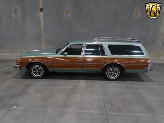 1977 Pontiac Grand Safari - photo 3
