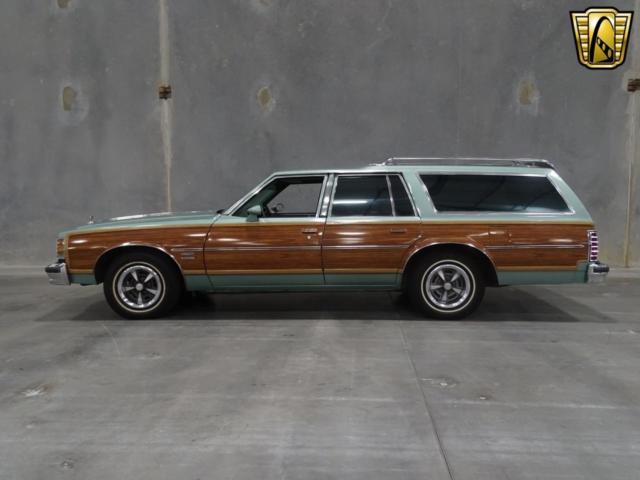 1977 Pontiac Grand Safari - photo 7