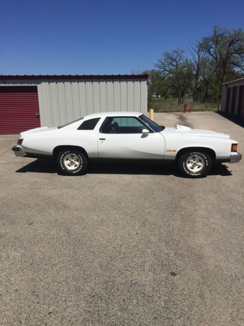 1977 Pontiac Le Mans Hardtop - photo 3