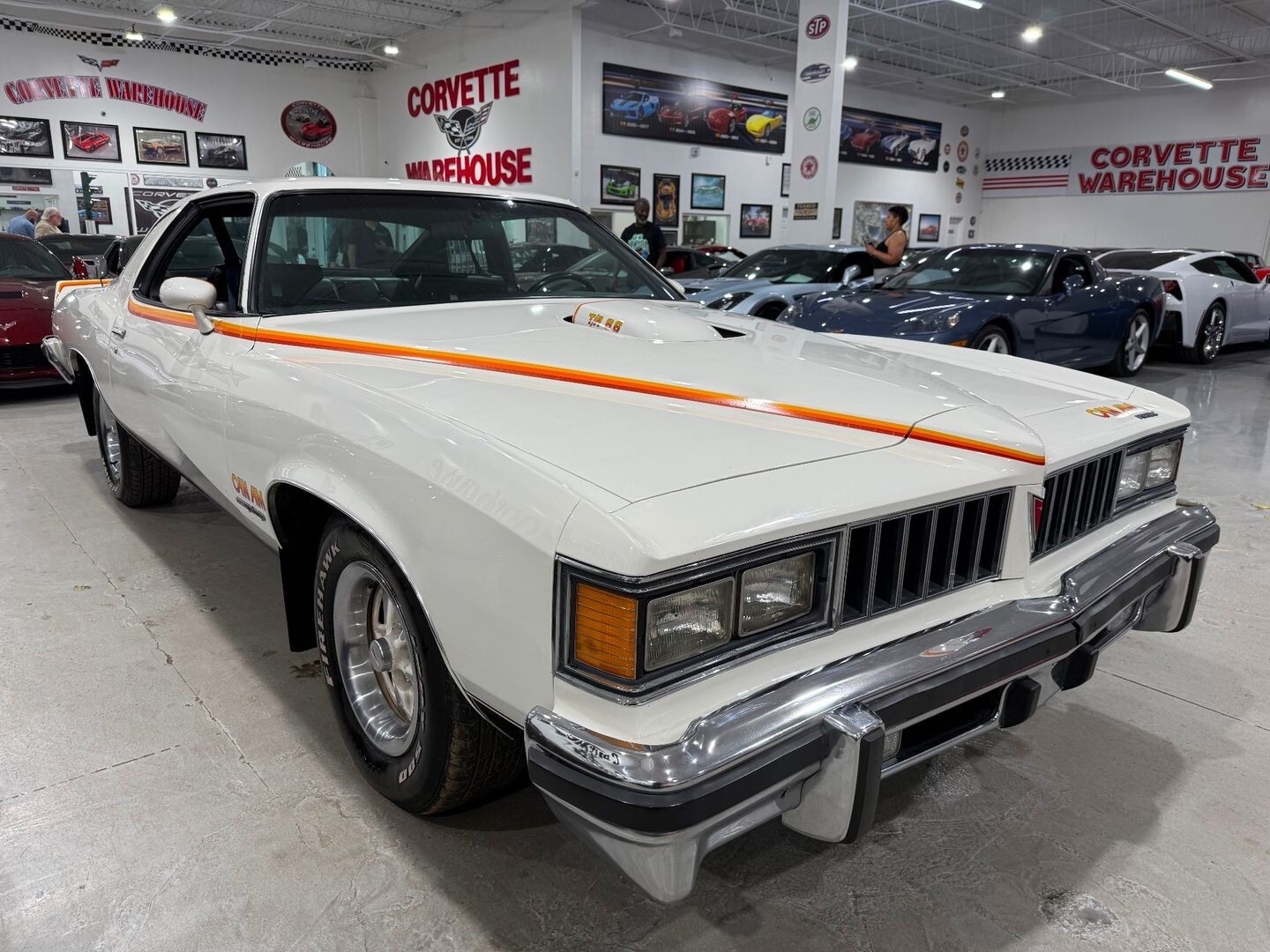 1977 Pontiac Le Mans Can Am 400 c.i., A/C, 1/300, 100% Original, 69k! - photo 7