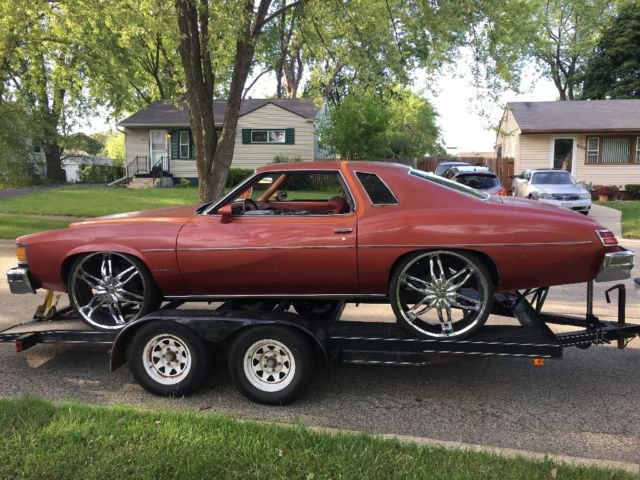 1977 Pontiac lemans ( car will be sold with stock wheels only) 1977 Pontiac Le Mans