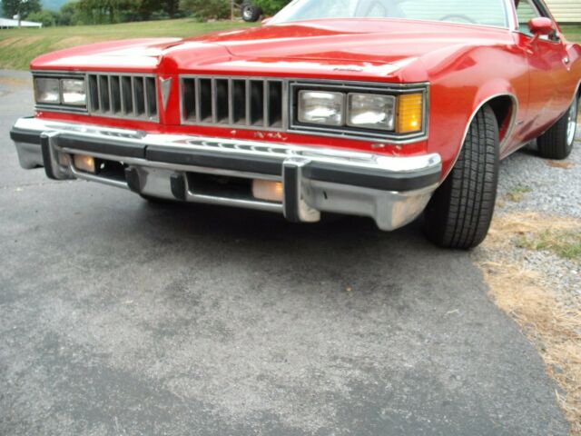 1977 Pontiac Le Mans Sports Coupe - photo 8