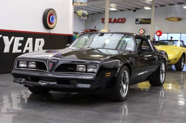 1977 Pontiac Trans Am -- - photo 2