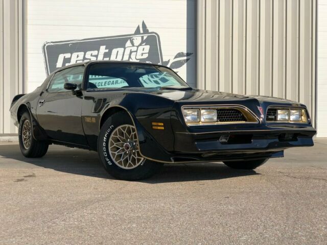 1977 Pontiac Trans Am -- - photo 4