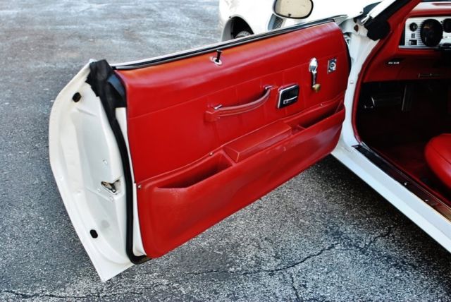 1977 Pontiac Trans Am 6.6L Restored Must See White on Red - photo 5
