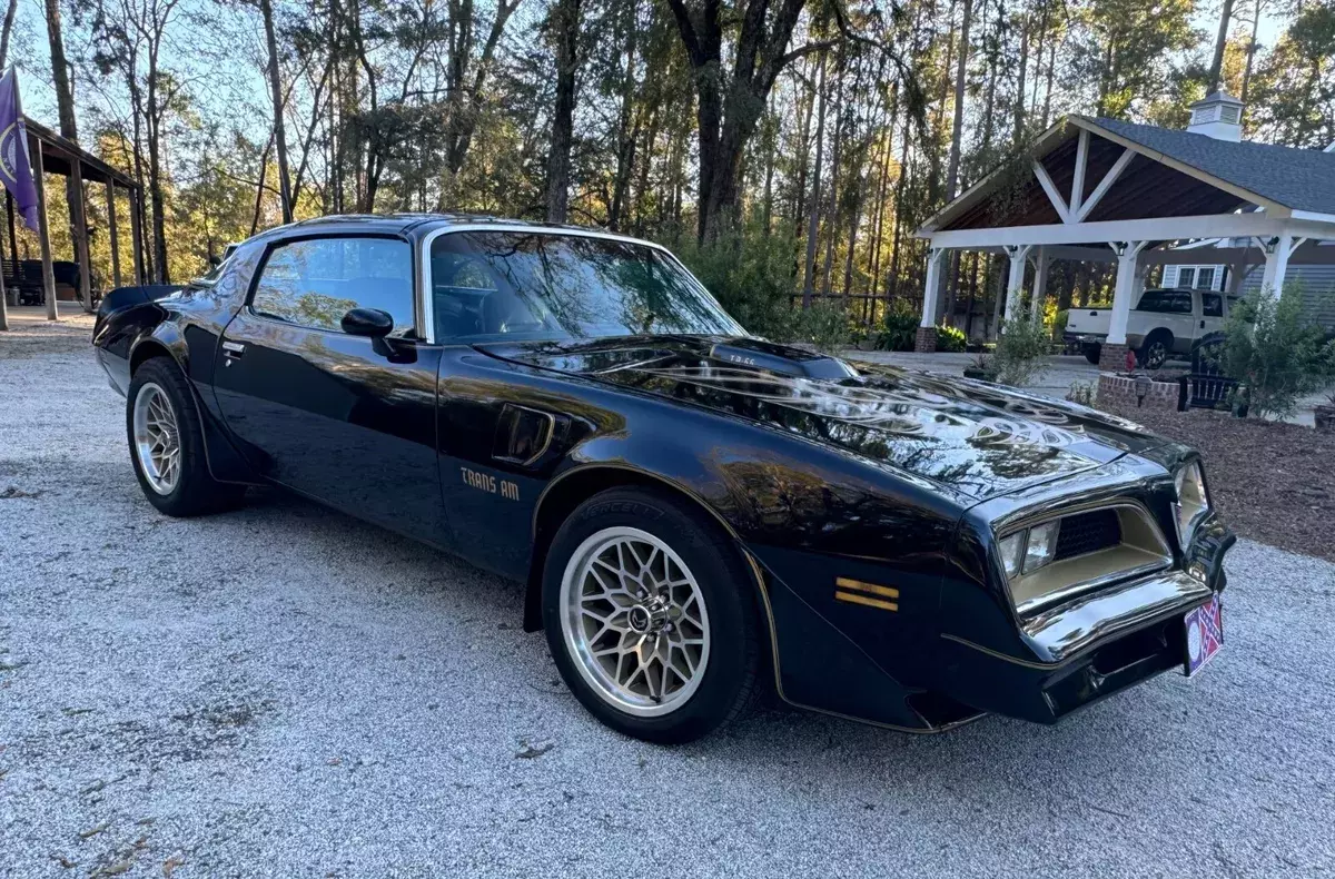 1977 Pontiac Trans Am PHS Documented Starlight Black 4 Speed 1977 Pontiac Trans Am