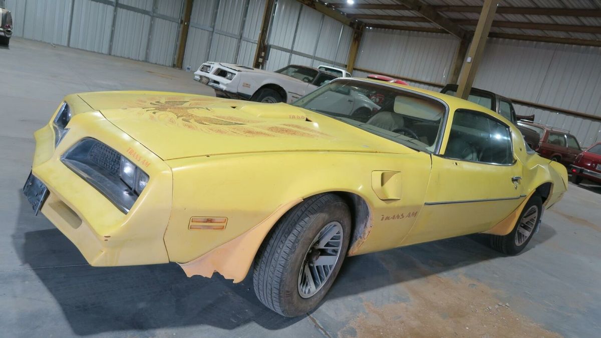 1977 Pontiac Trans Am SCROLL DOWN CLICK READ MORE TO VIEW MORE PICS! - photo 2
