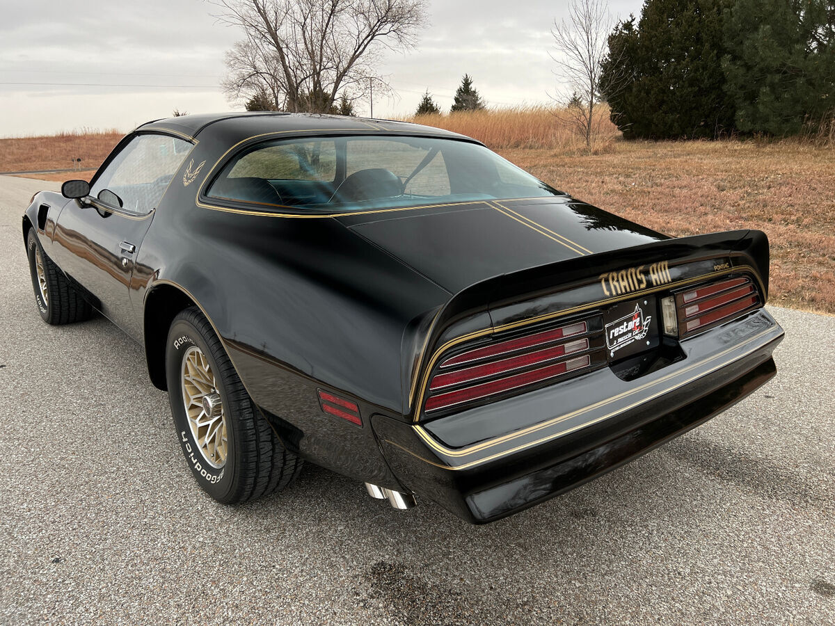 1977 Pontiac Trans Am SE, Y82, Hurst T-tops, W72 400 V8, Auto, No Rust - photo 5