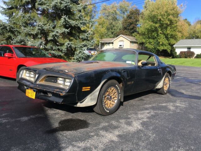 1977 Pontiac Trans Am Y82 Black Special Edition - photo 2