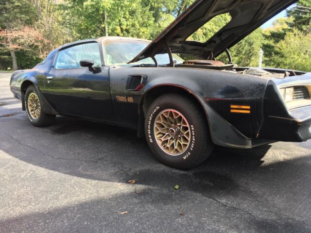 1977 Pontiac Trans Am Y82 Black Special Edition - photo 4