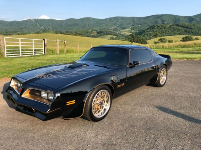 1977 Pontiac Trans Am Black