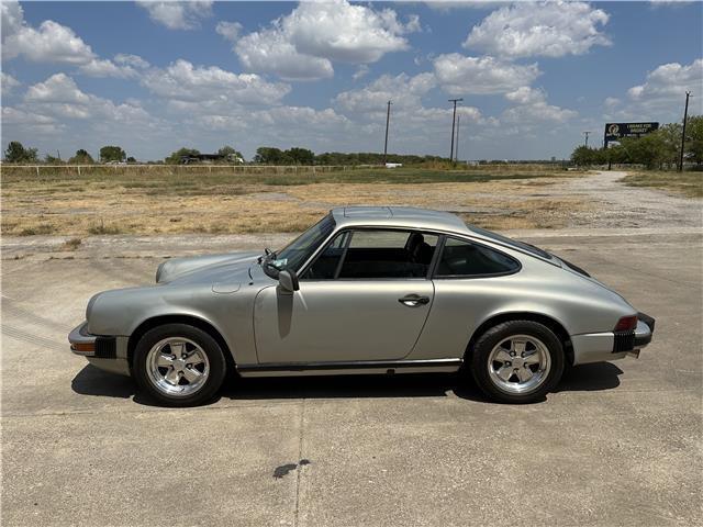 1977 Porsche 911 - photo 2