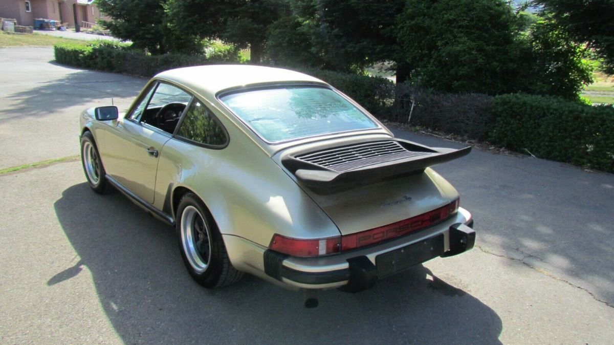 1977 Porsche 911 - photo 7